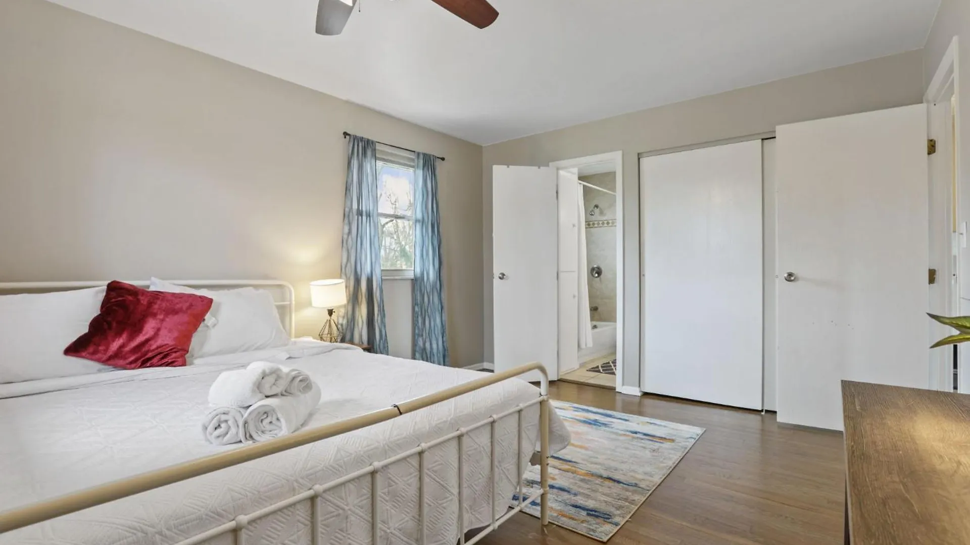 Prázdninový dům Housepitality - The Woodward Park Charmer - 4Br Columbus