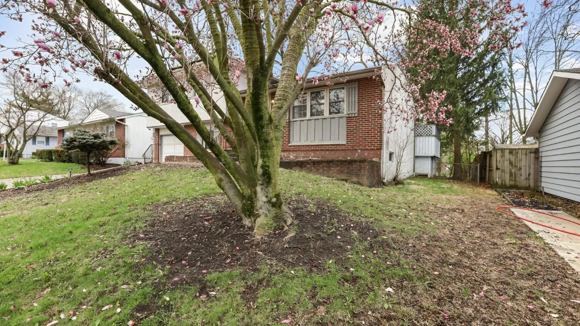 Housepitality - The Woodward Park Charmer - 4Br Columbus 0*,  USA